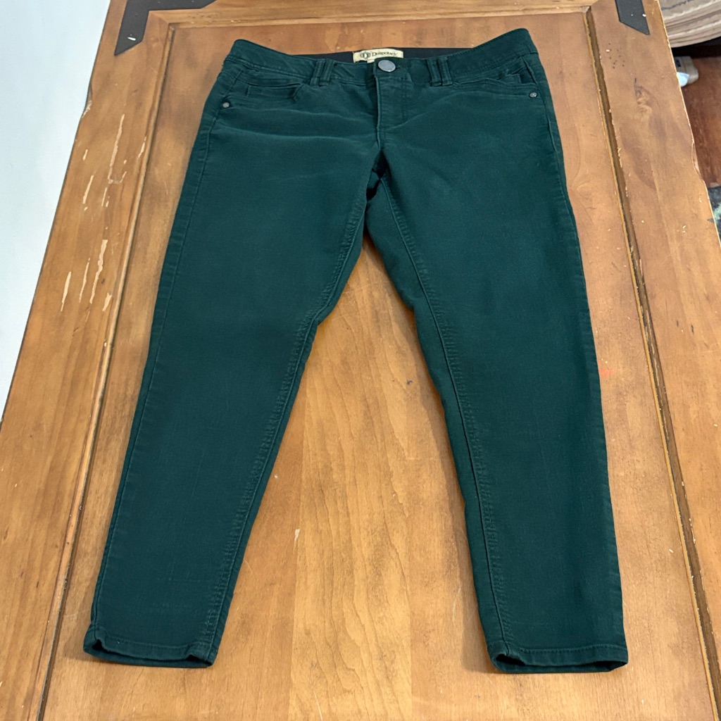 Democracy Abtechnology Hunter Green Ankle Pants Size 10
